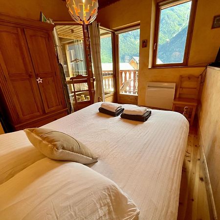 La Grange St. Cyprien, Venosc - Les Deux Alpes Villa Luaran gambar