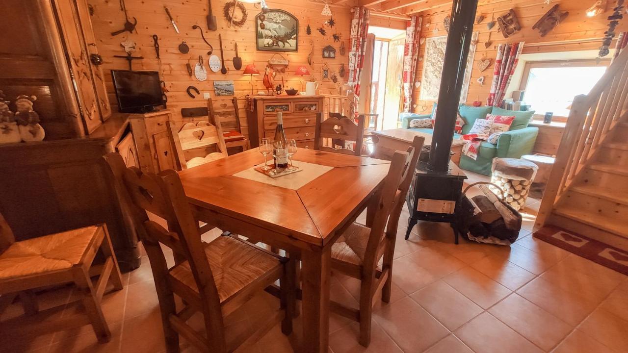 La Grange St. Cyprien, Venosc - Les Deux Alpes Villa Luaran gambar