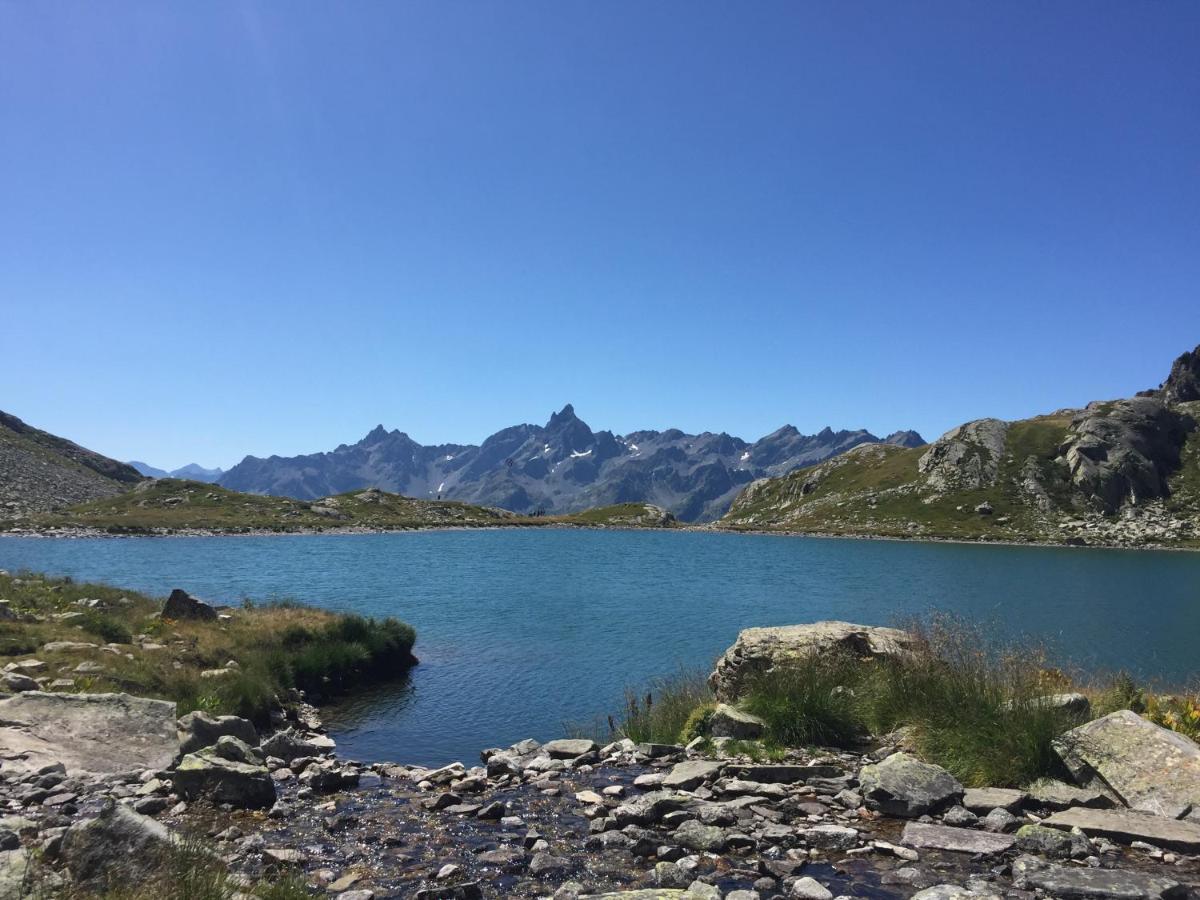 La Grange St. Cyprien, Venosc - Les Deux Alpes Villa Luaran gambar